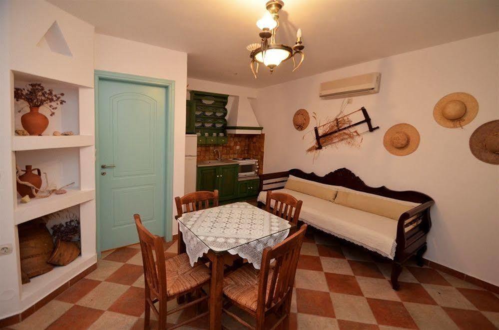 Glarakia Studios Adamantas  Exterior photo